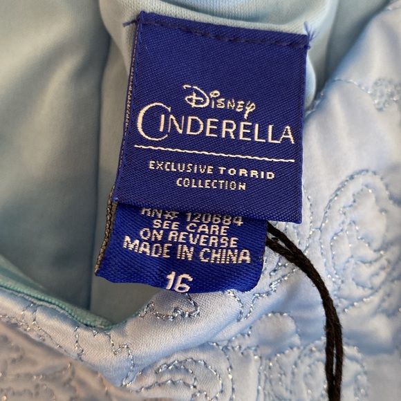 Disney Cinderella Exclusive Torrid Collection - Picture 9 of 12